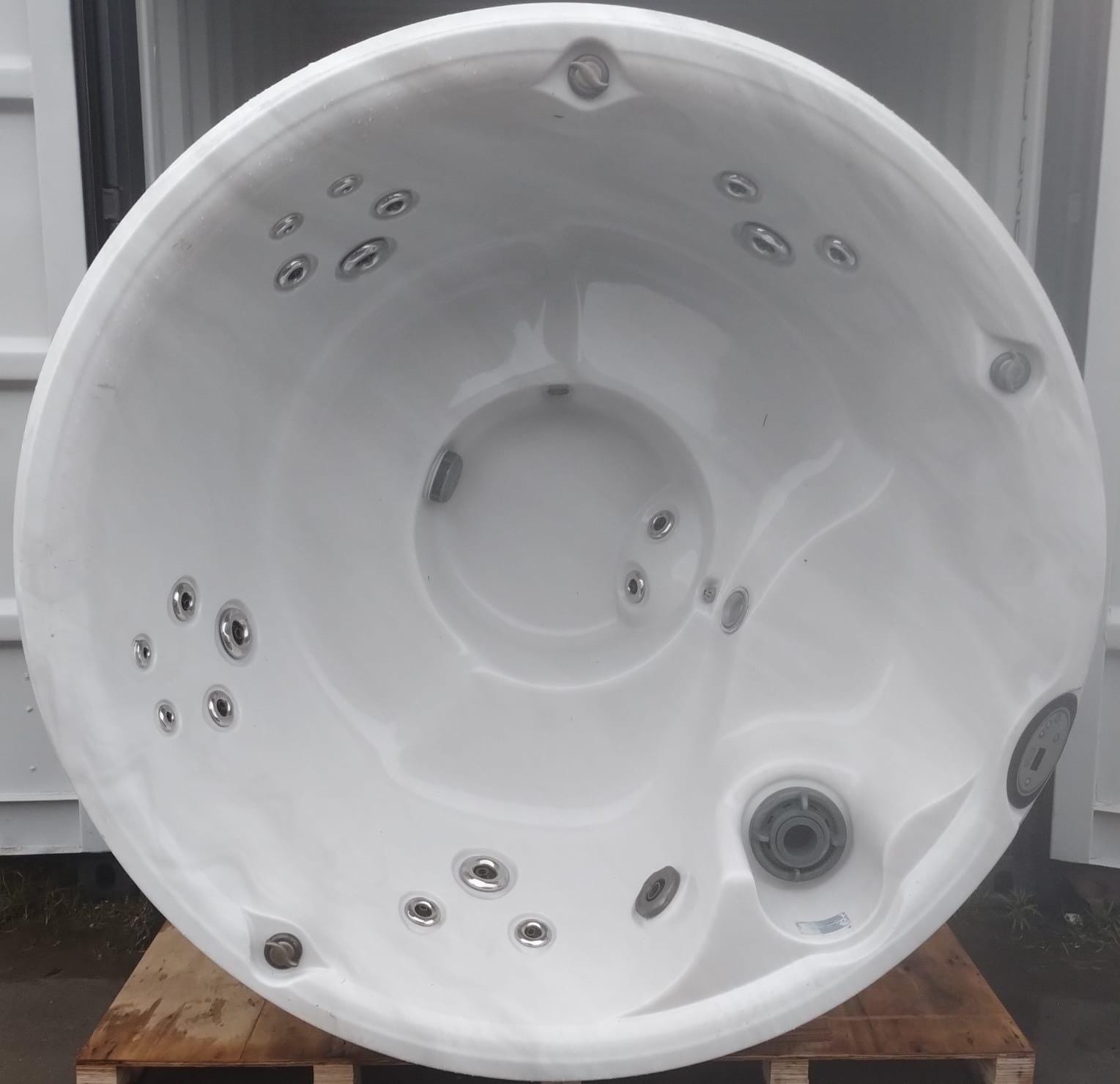 Jacuzzi J-210 - Image 3