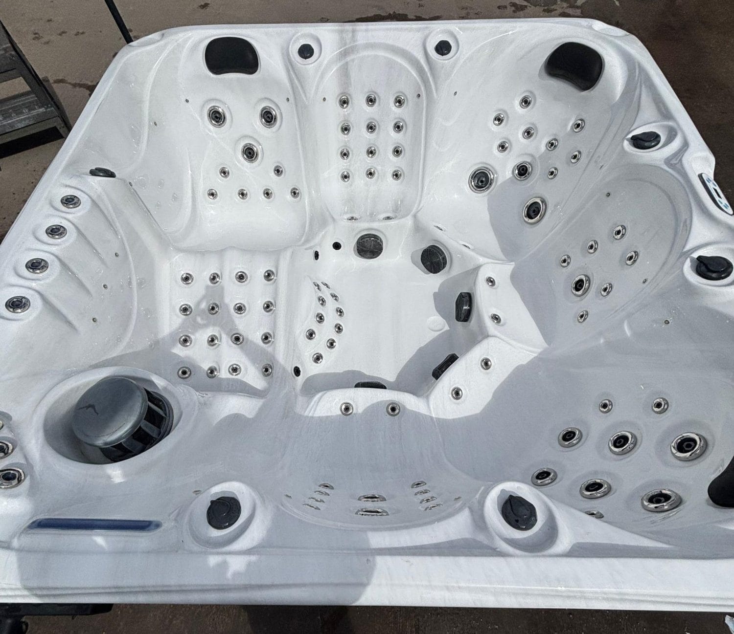 Swanboro Single Lounger Spa