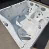 Jacuzzi J225