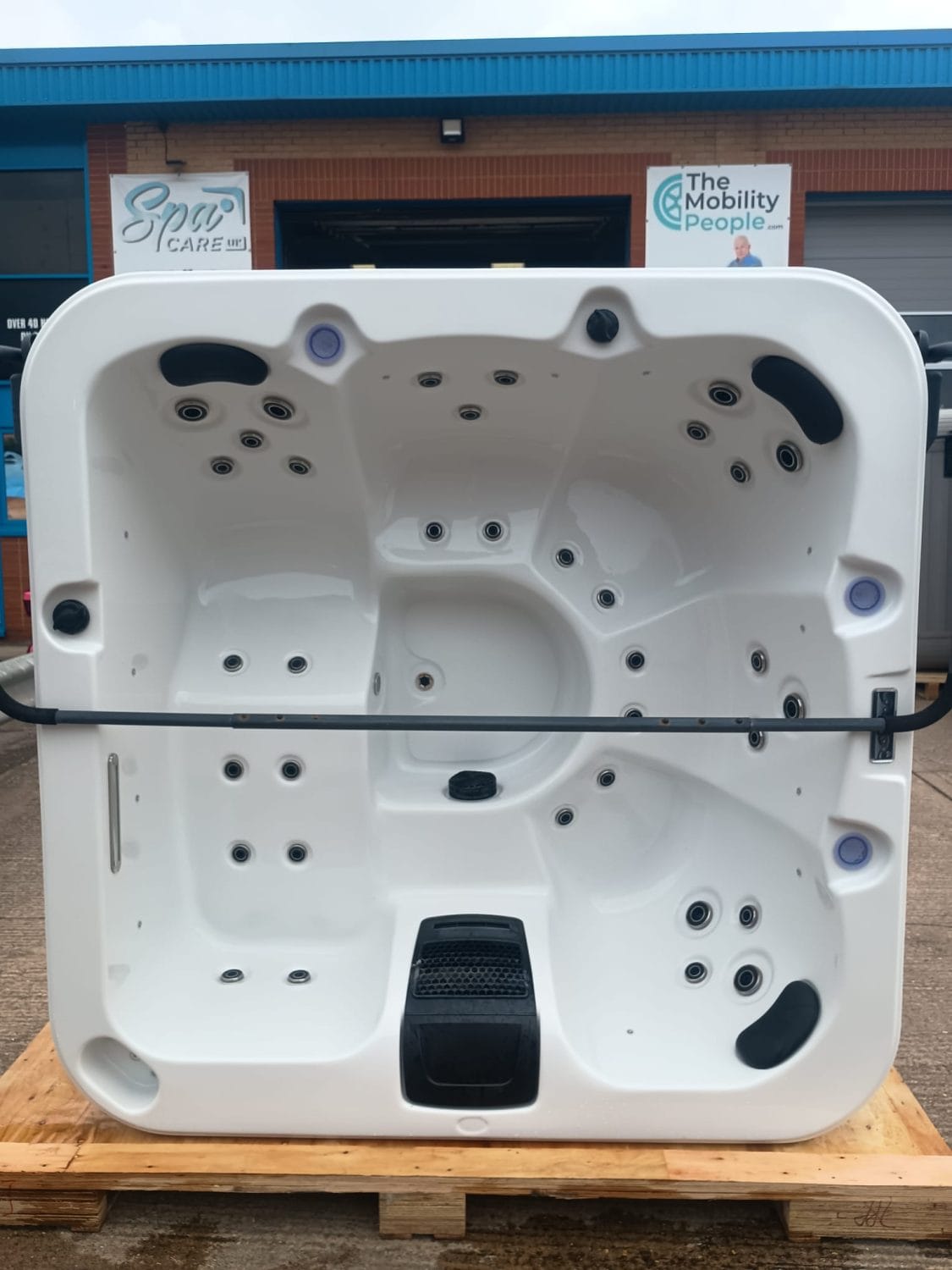 Apollo Single Lounger