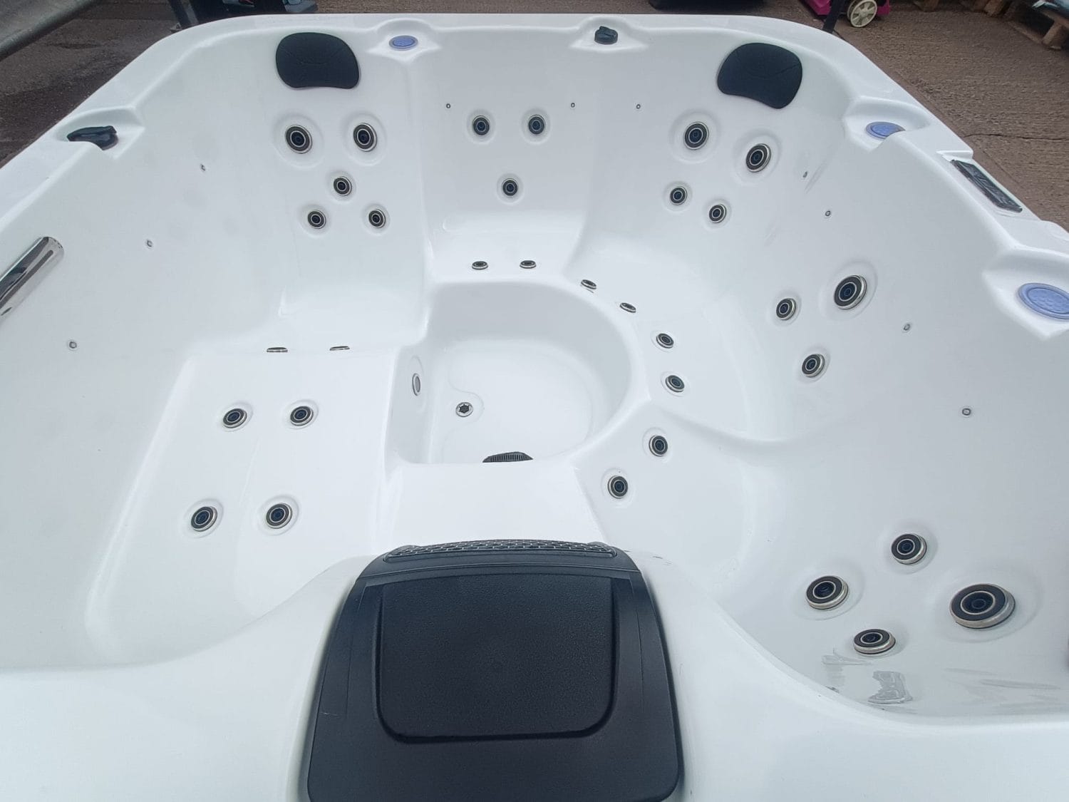 Apollo Single Lounger
