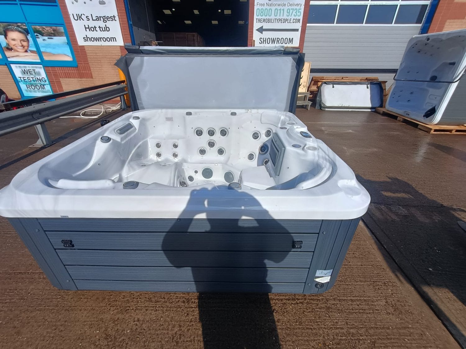 Hydro Active Spas SB366L LUX