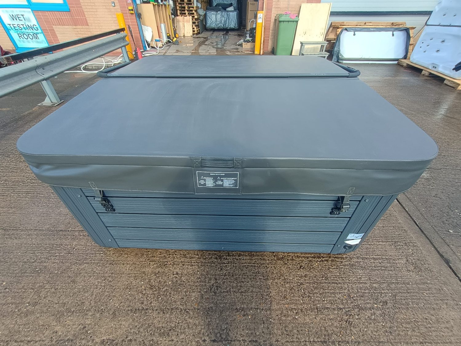 Hydro Active Spas SB366L LUX