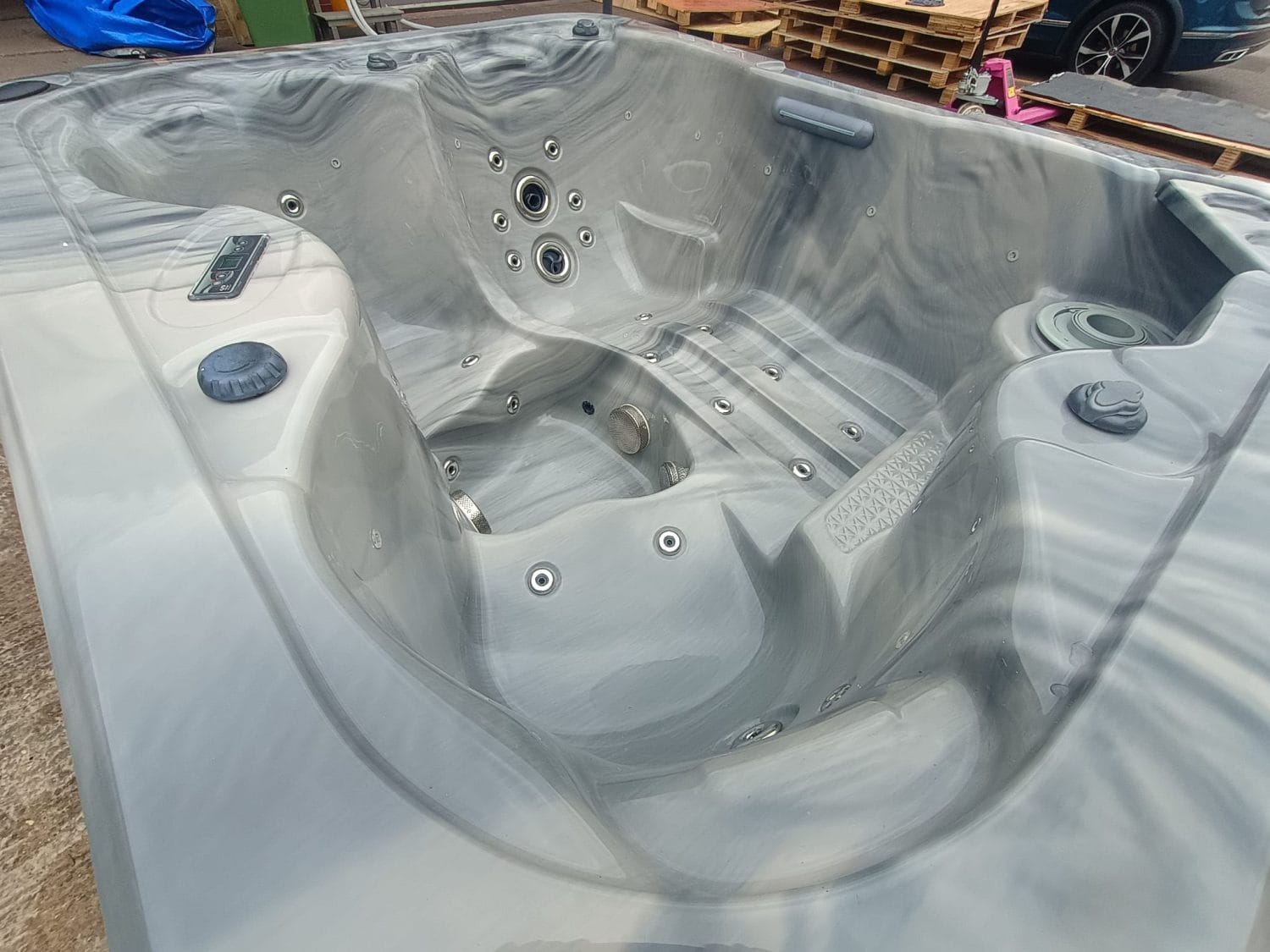 Maui Hot Tub