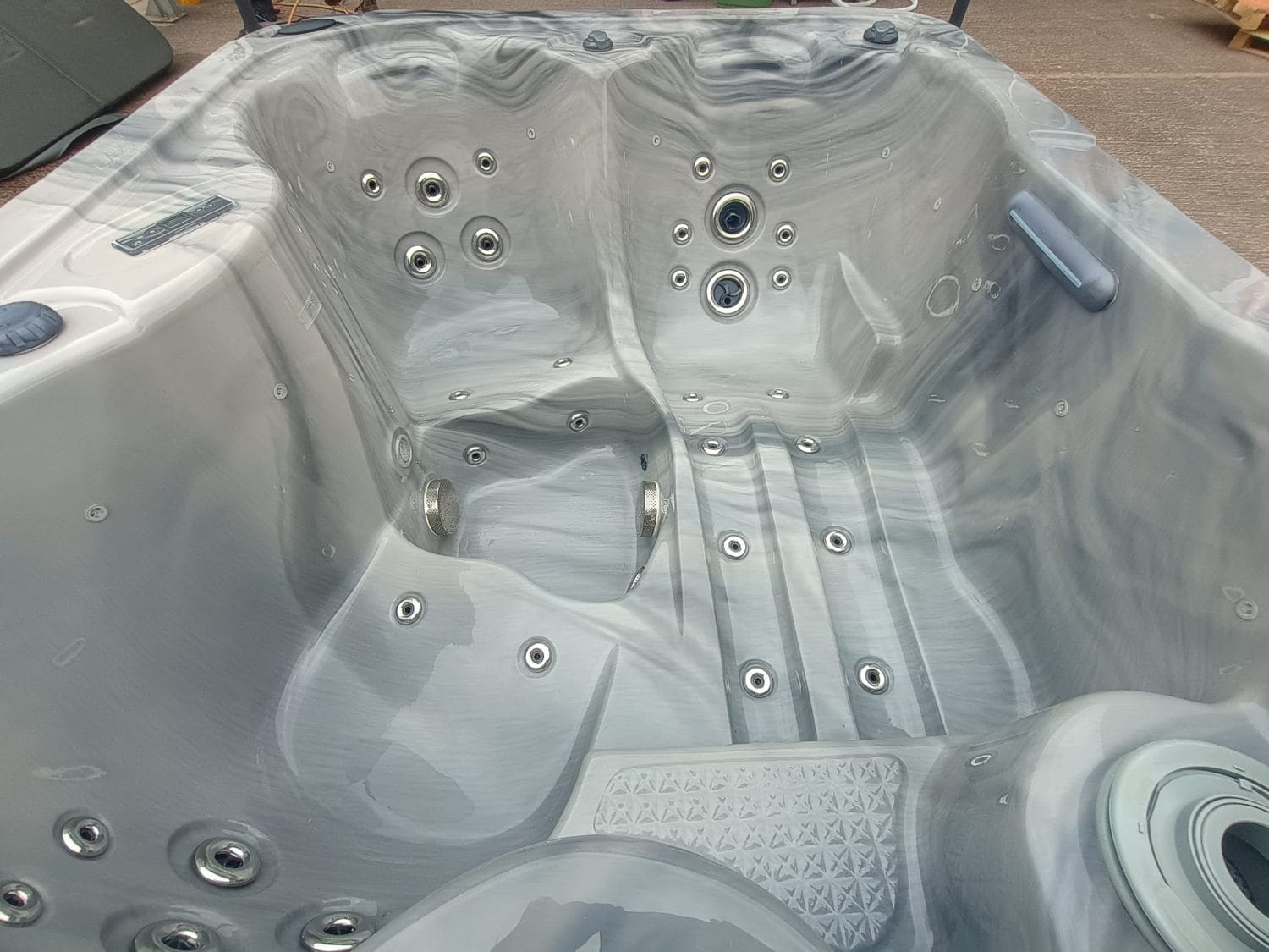 Maui Hot Tub