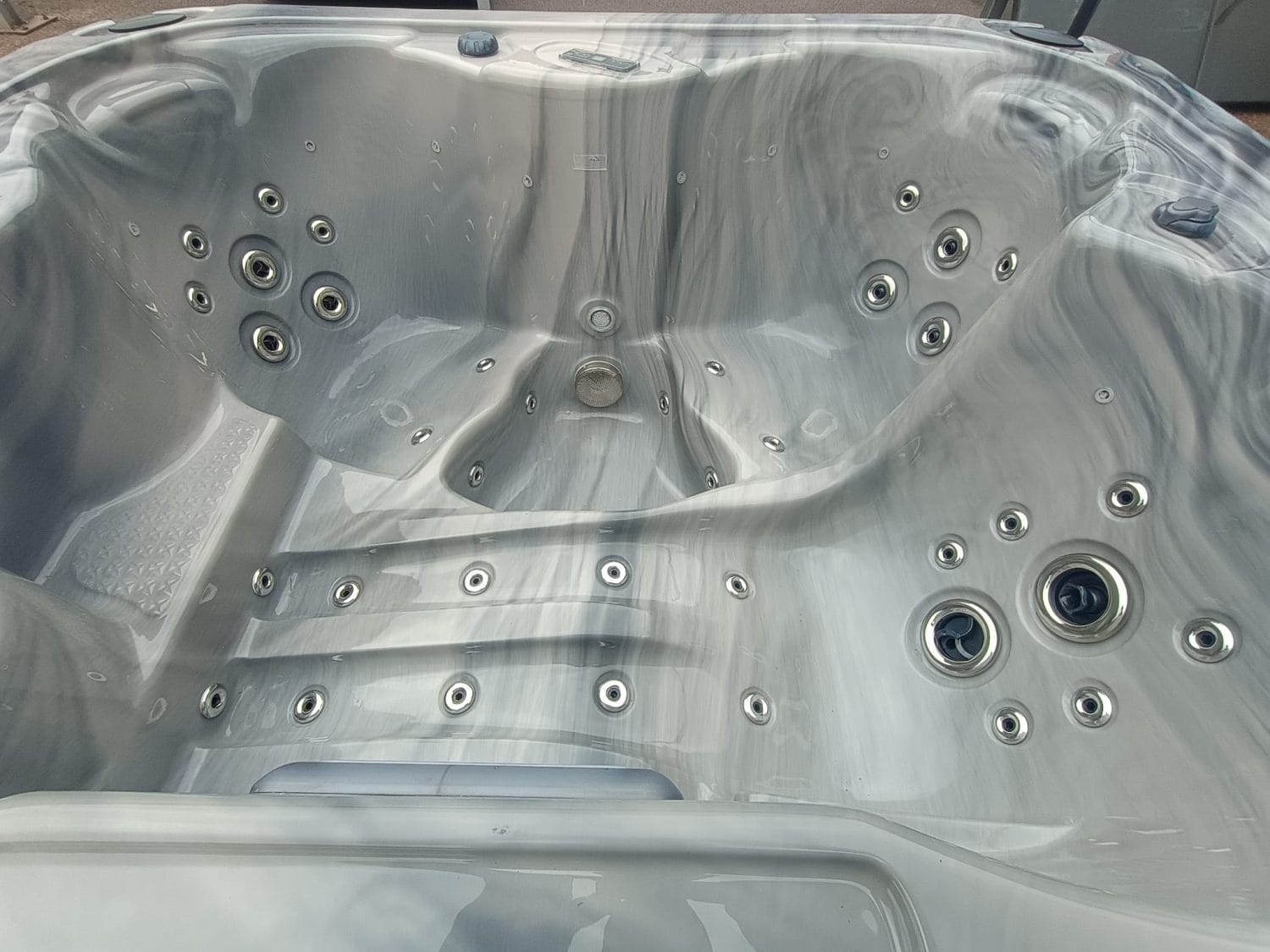 Maui Hot Tub