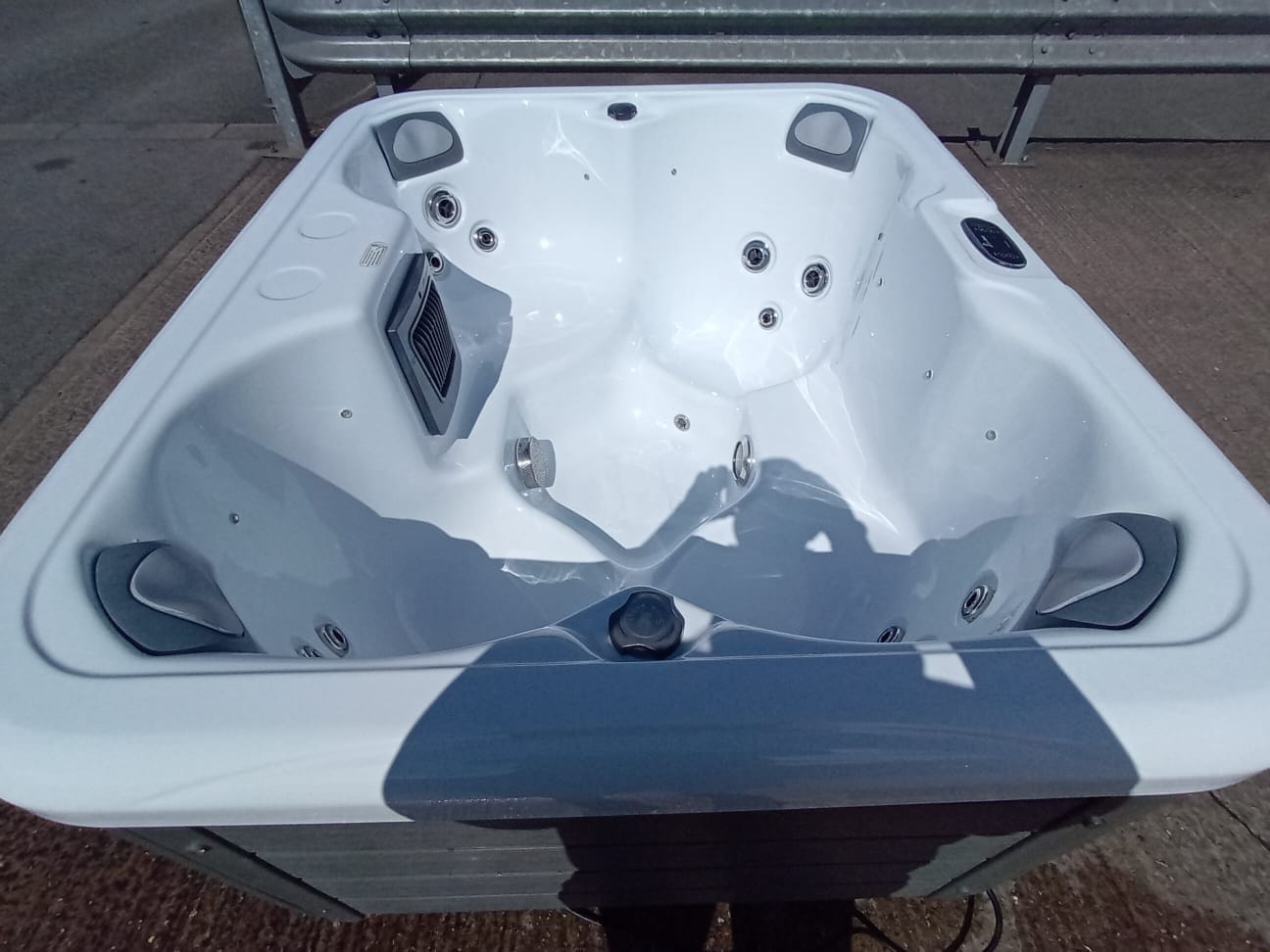 Palm Spas 4 Person