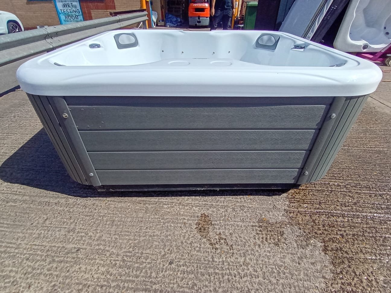 Palm Spas 4 Person