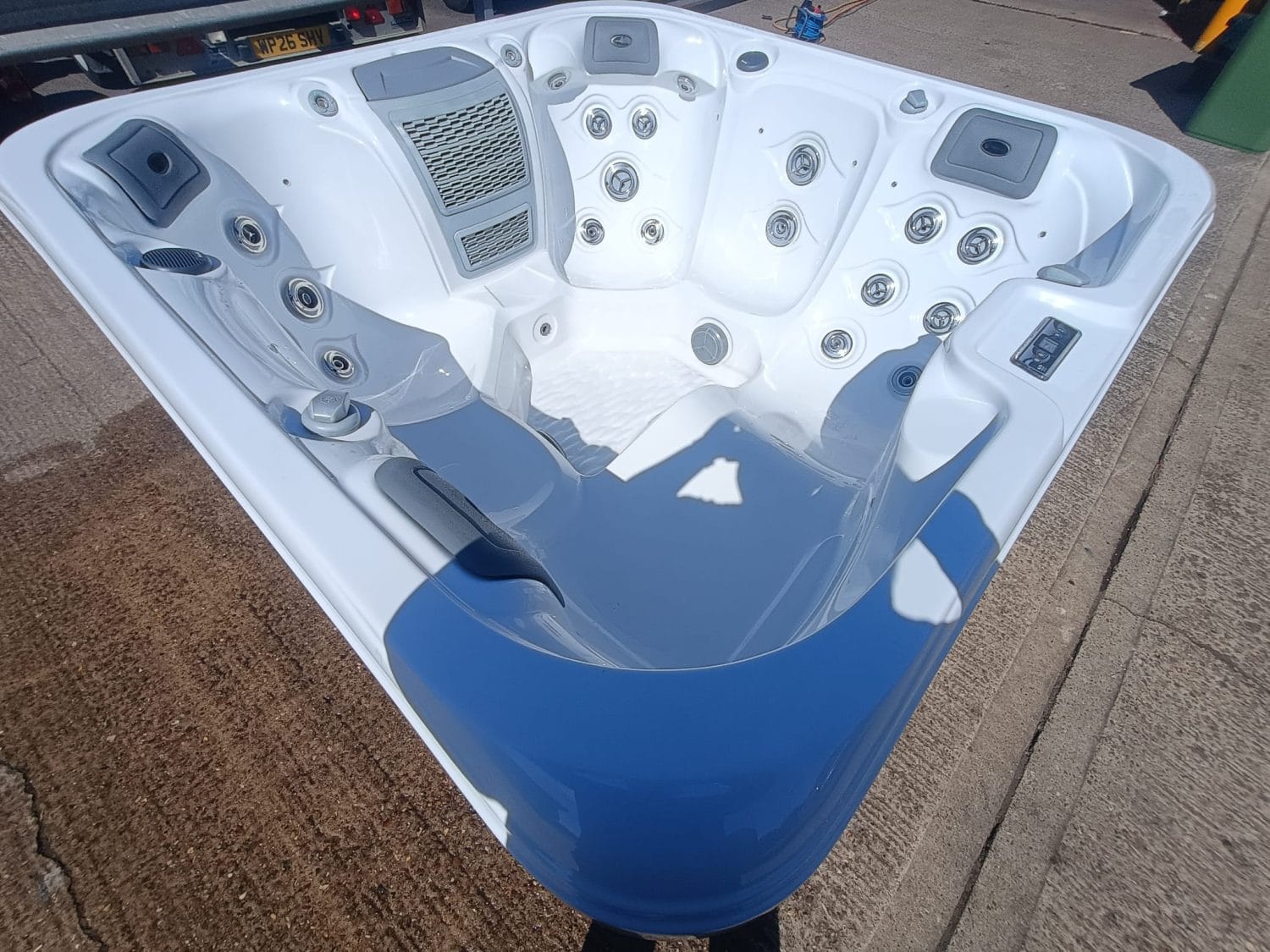 Thermal Hydro Hot Tub