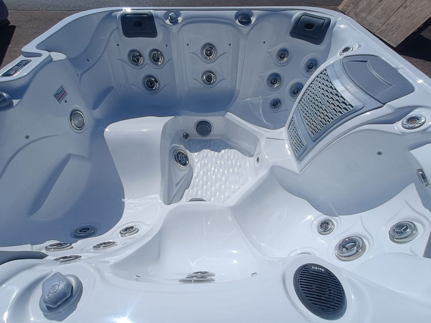 Thermal Hydro Hot Tub