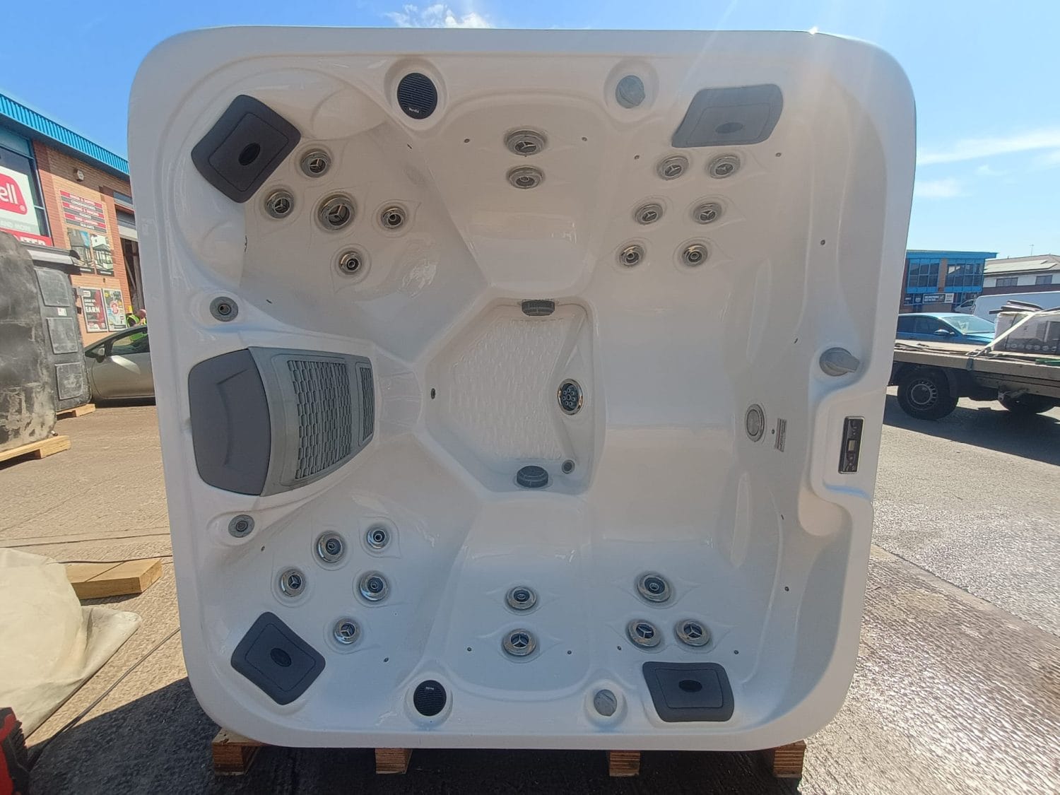 Thermal Hydro Hot Tub