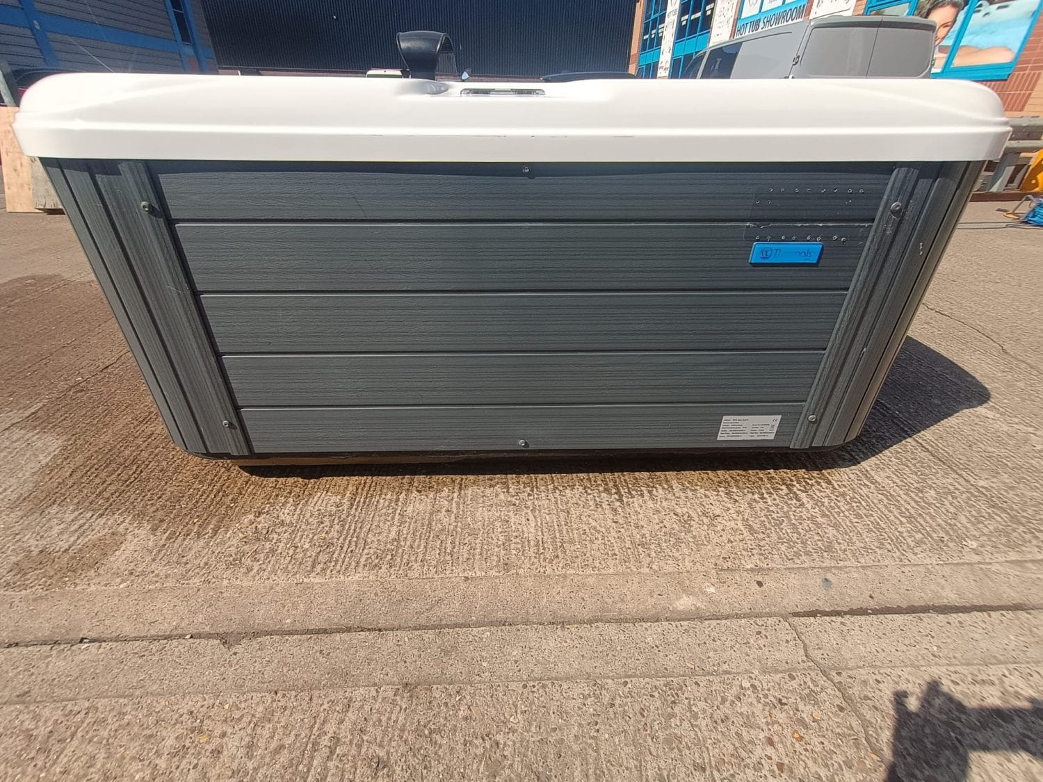 Thermal Hydro Hot Tub