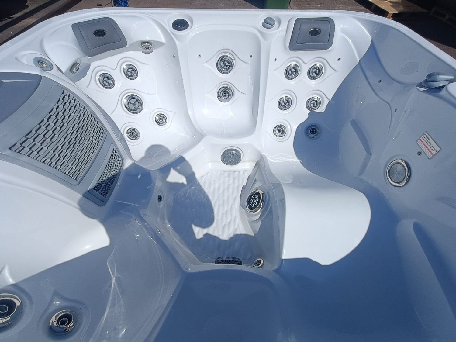 Thermal Hydro Hot Tub