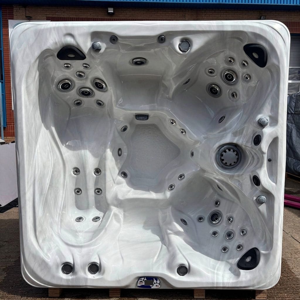 Grizzly Bear Hot Tub