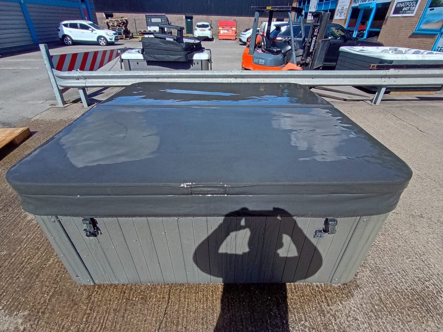 Ocean Grove Hot Tub